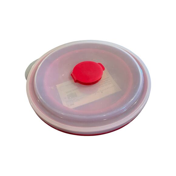 Pampered Chef - Family-Sized Microwave Popcorn Maker - #1569 Red Silicone - Picture 1 of 11